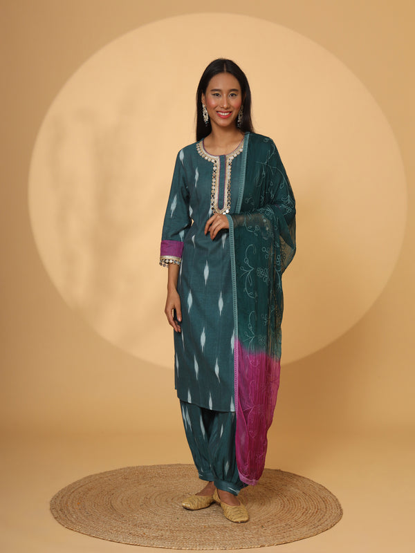 GULBANO IKAT WITH LACE DETAILS SUIT SET